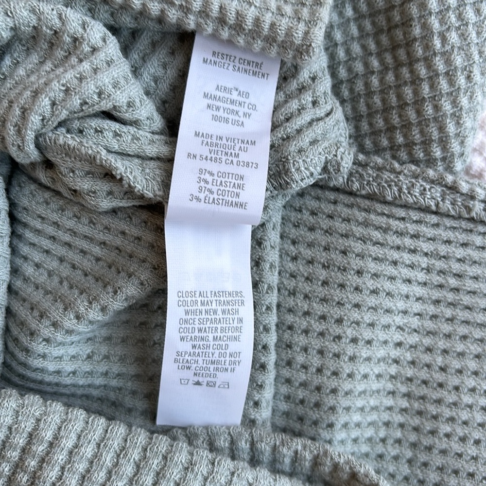 (2) Offline by Aerie Green Cream Waffle Knit Thermal Henley Shirt Womens Medium - Picture 4 of 14